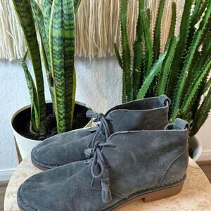 Hush Puppies Boots Womens 9.5 Chukka Gray Suede Leather Grey suede ankle desert